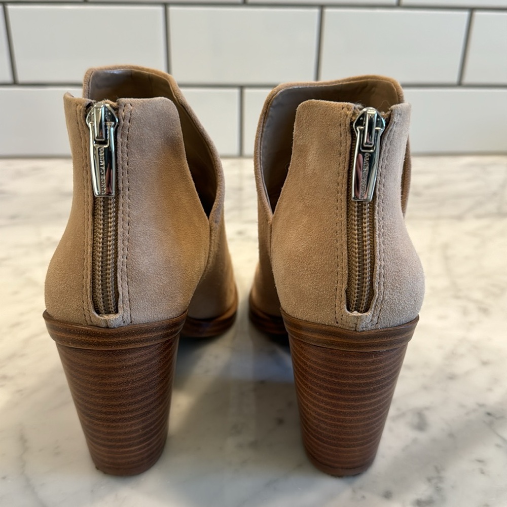 Vince Camuto Tan Heeled Boots - Picture 3 of 5